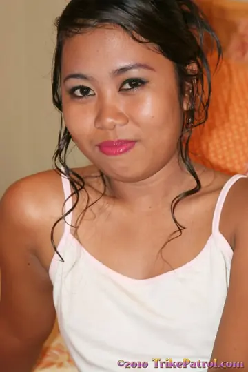 Curvy Filipina Strips Off Her Panties on the Sofa and Sucks Cock