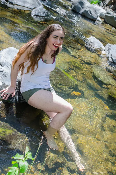 Kisa Fae: Busty Brunette Strips Out of Her Bikini by the Creek – photo 1 of 21