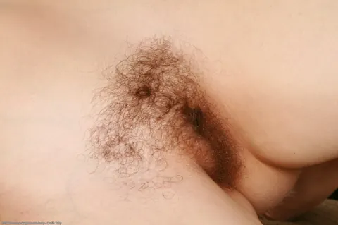 BBW Poses Nude and Spreads Her Hairy Pussy Wide – photo 10 of 21