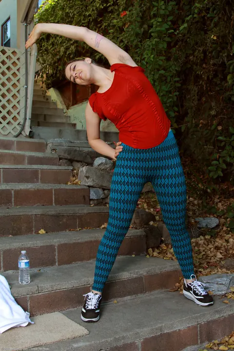 Silva Storey: Thick Brunette MILF Pulls Pantyhose Aside Outdoors – photo 2 of 21