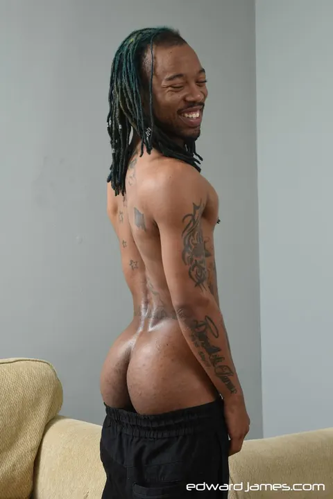 Thick Hairy Man Strips on the Sofa and Fucks a Partner Until Facial – photo 7 of 20