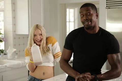 Tiff Bannister: Blonde with Big Natural Tits Sucks BBC in the Kitchen – photo 3 of 18
