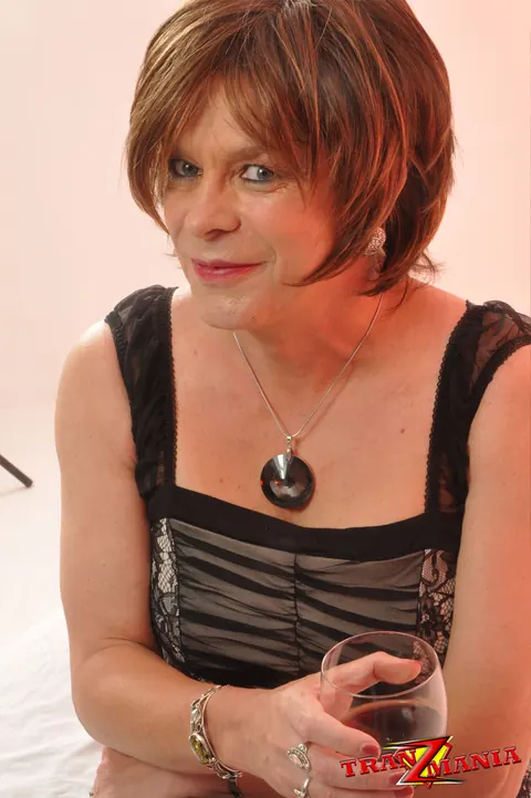 Trans Woman Poses Nude and Displays Her Hard Cock – photo 3 of 15