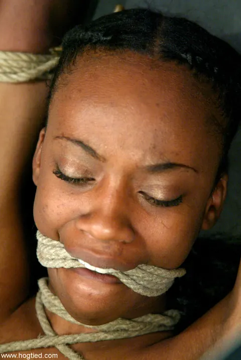 Yellow Kitty: Ebony Brunette Tied to Floor Gets Toyed and Masturbates – photo 17 of 21