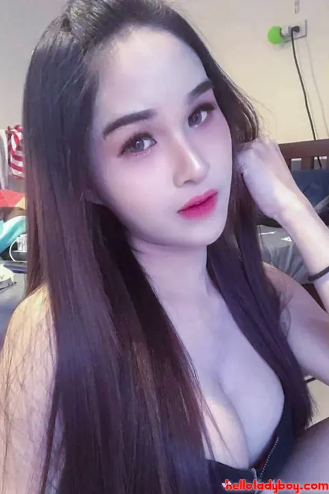 Asian Trans Woman Strips Nude and Poses for Selfies – photo 3 of 20
