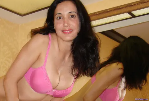 Sofia Valentine: Busty Brunette in Lingerie and Shorts Poses Before a Mirror – photo 18 of 21