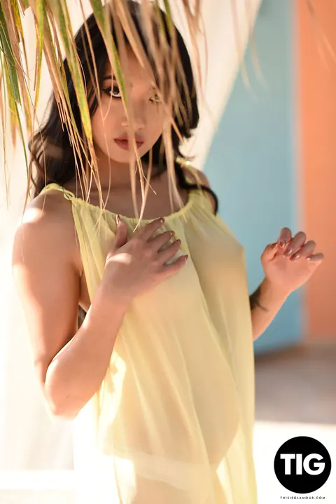 Slim Curly British Asian Sheds Her Sheer Dress Poolside – photo 3 of 21