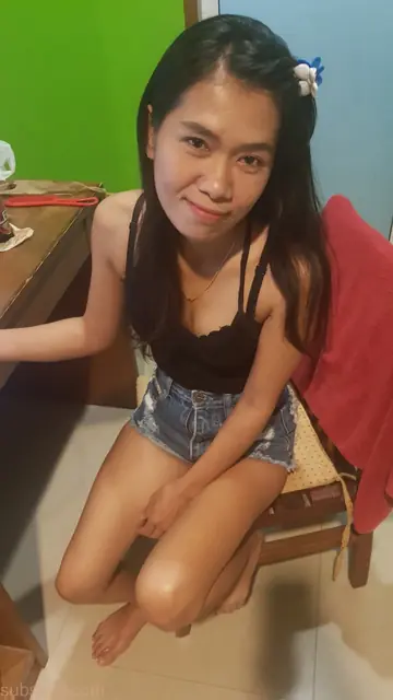 Skinny Asian Babe Takes Off Her Shorts and Spreads Her Shaved Pussy