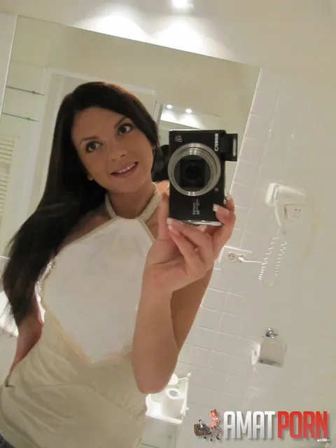 Busty Brunette Strips Out of Her Shorts for Mirror Selfies – photo 2 of 16