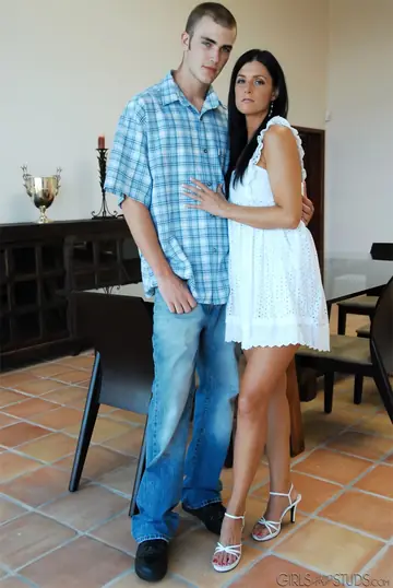 India Summer – Tattooed Brunette MILF Kisses and Fucks Her Partner