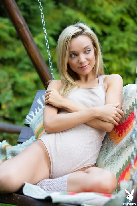 Zhenya Belaya: Petite Blonde Strips Nude Outdoors to Flaunt Her Small Tits – photo 15 of 21