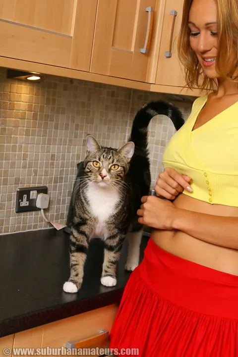 Yazmin Daniel: Busty British Brunette Masturbates with a Champagne Bottle in the Kitchen – photo 1 of 21