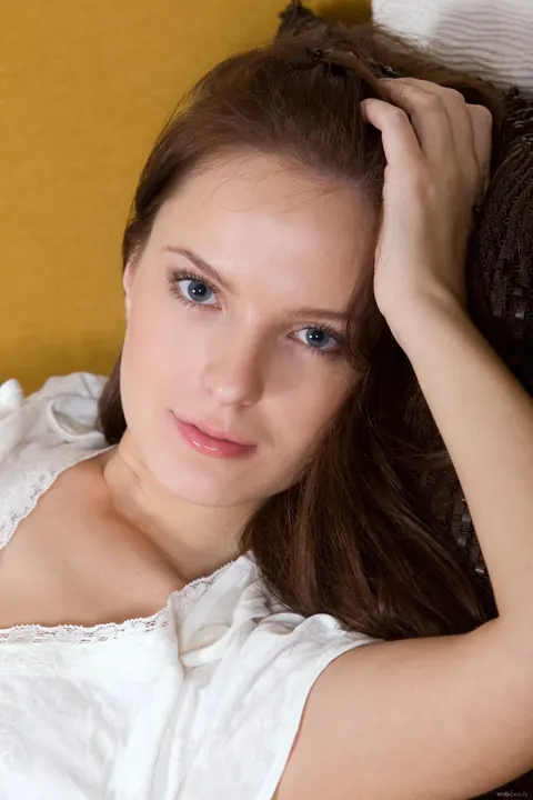 Ilze: Brunette with Natural Tits Spreads Her Trimmed Pussy Wide Open – photo 4 of 21