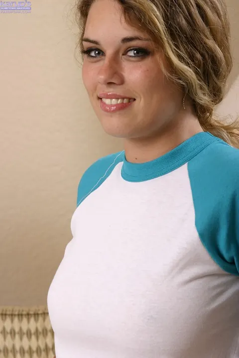 Curly Blonde Undresses and Spreads Her Shaved Pussy – photo 2 of 21