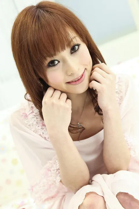 Japanese Redhead Fingers Herself and Uses a Dildo After Eating Strawberries – photo 14 of 16