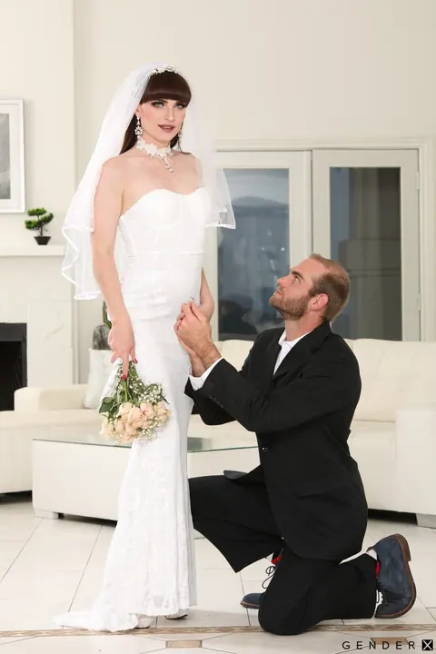 Trans Bride Undresses, Kisses Her Husband and Takes Anal – photo 9 of 20