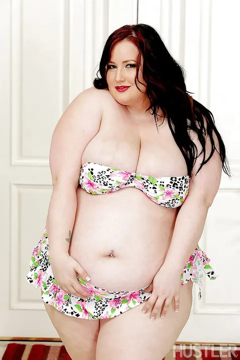 Eliza Allure: Redhead BBW Shows Her Big Tits in a Nurse Uniform and Heels – photo 11 of 16