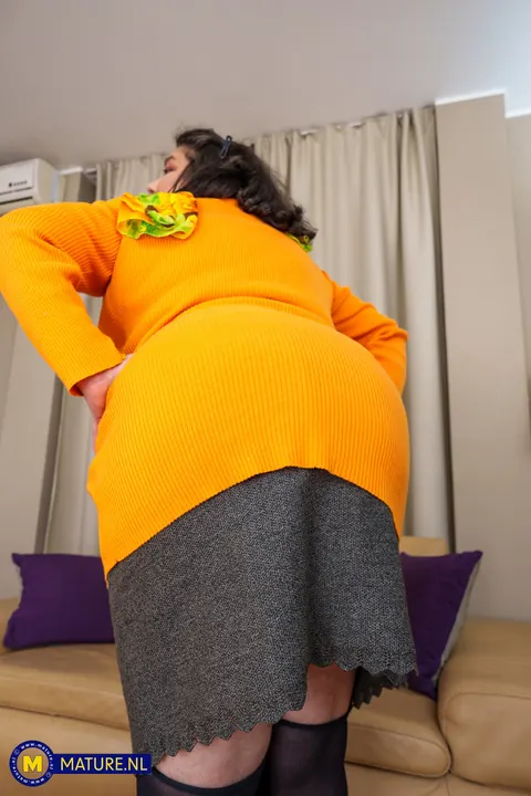 Curvy MILF in Stockings and Skirt Flaunts Her Big Ass – photo 4 of 20