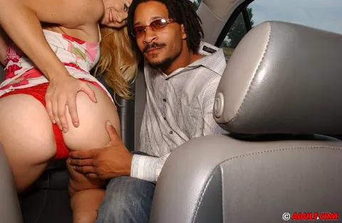 Christina Applebottom: Busty Blonde Gives a Blowjob in the Car Outdoors – photo 9 of 16