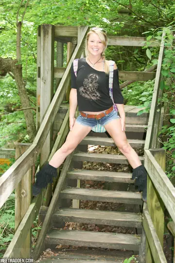 Meet Madden – Slim Blonde MILF and Friend Kiss Outdoors in Shorts and Boots