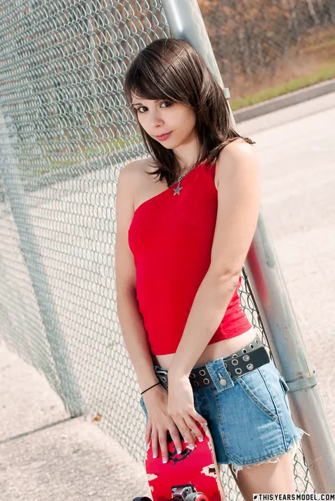 Ariel Rebel: MILF Strips Out of Her Skirt and Spreads at a Skate Park – photo 1 of 11