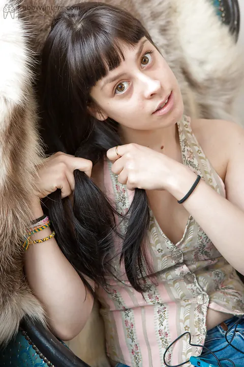 Busty Thick Amateur Strips Off Her Jeans and Fingers Her Hairy Pussy – photo 1 of 16