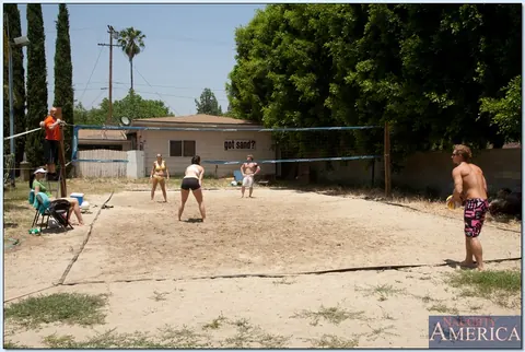 Roxanne Hall: Tall Busty Blonde Volleyball Player Takes Anal on the Beach – photo 1 of 16