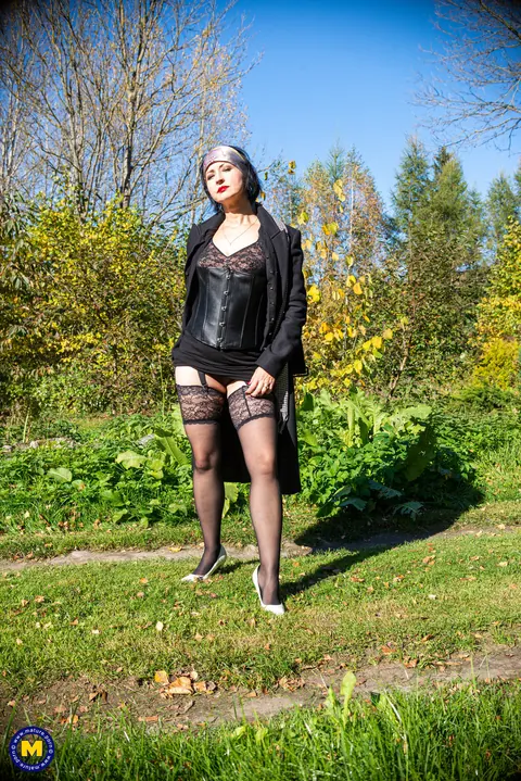 Wanilianna: Busty Brunette MILF Fingers Herself Outdoors in Stockings – photo 4 of 21