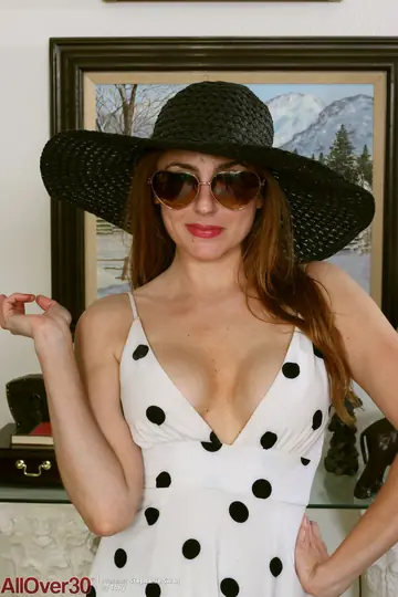 Thick Redhead MILF Strips Out of Her Dress and Spreads