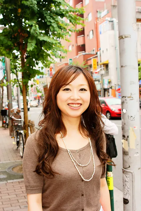 Anna Mibu: Asian Redhead Spreads Her Pussy Outdoors in Lingerie – photo 2 of 21