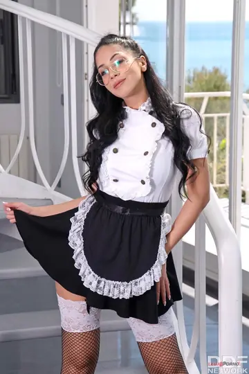 Julia De Lucia – Latina Maid in Stockings Gets Fucked Doggy Style and Takes a Facial
