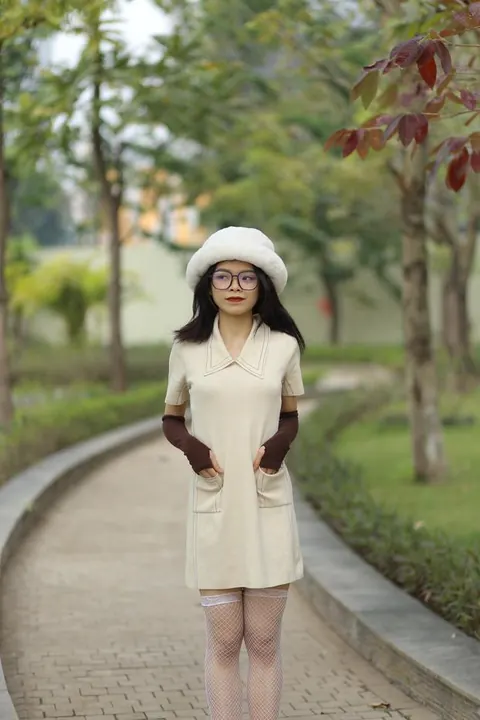 Petite Asian Woman in Glasses Undresses Outdoors – photo 3 of 21