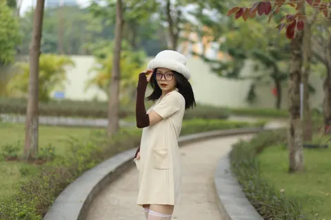 Petite Asian Woman in Glasses Undresses Outdoors – photo 8 of 21