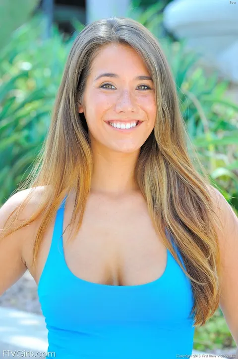 Eva Lovia: Busty Asian Brunette Removes Her Shorts and Spreads Outdoors – photo 10 of 16
