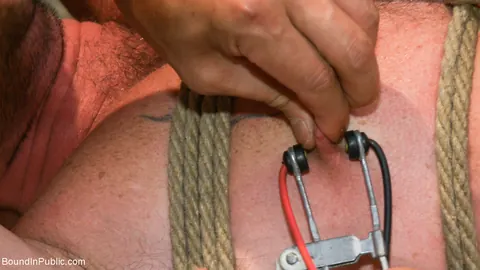 Bound Man Gets a Handjob and Kisses Outdoors – photo 10 of 21