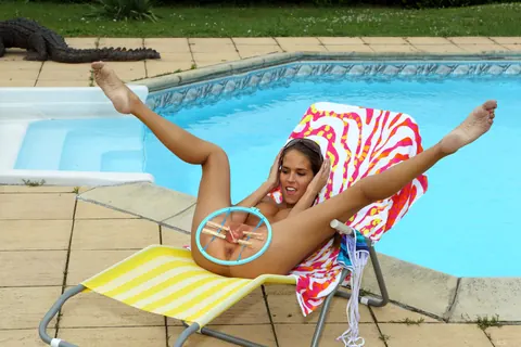 Silvie Deluxe: Tall Brunette in a Bikini Spreads by the Pool – photo 12 of 21