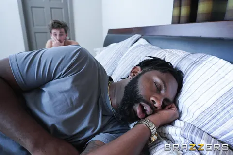 Halle Hayes: Ebony Brunette Sucks and Rides for a Big Tits Cumshot – photo 21 of 21