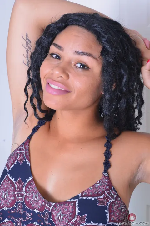 Millie Stone: Ebony Woman Spreads Her Pussy and Shows Her Ass – photo 1 of 16