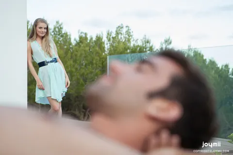 Cayenne Klein: Blonde Rides Him Outdoors Before He Finishes on Her Ass – photo 3 of 20
