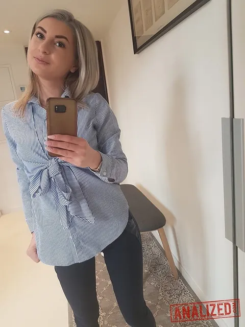 Slim Blonde MILF Poses in Lingerie for Mirror Selfie – photo 1 of 20