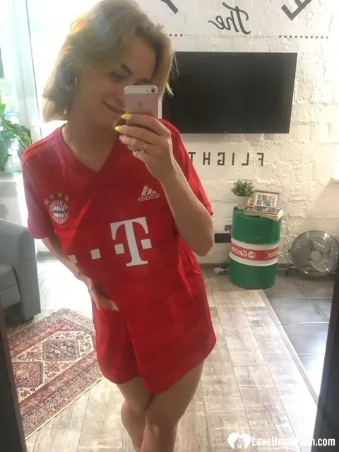 Cute Teddy: Short-Haired Russian Brunette Shows Her Big Tits in a Mirror Selfie – photo 9 of 17