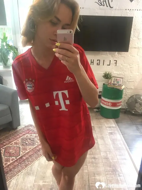 Cute Teddy: Short-Haired Russian Brunette Shows Her Big Tits in a Mirror Selfie – photo 11 of 17