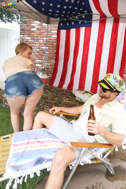 Iggy Amore: Petite Blonde Rides Cock and Takes Anal Doggy Outdoors – photo 1 of 21
