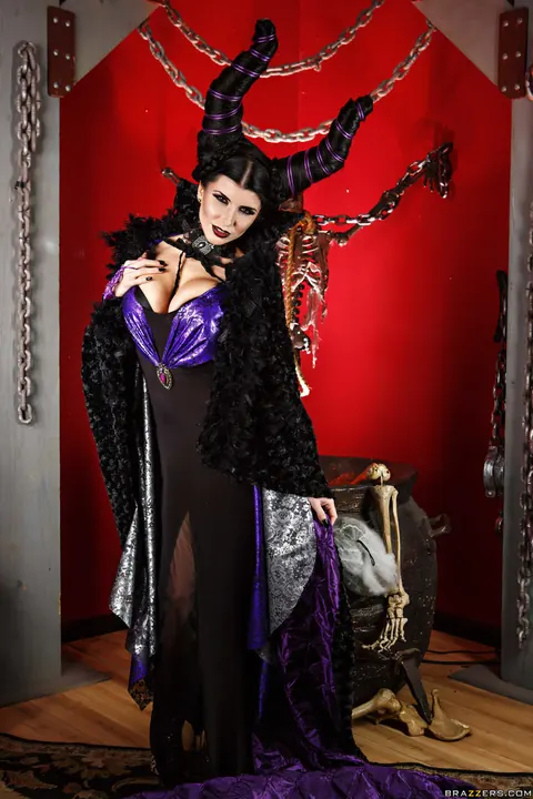 Romi Rain: Busty Brunette in Costume Takes a Big Cock – photo 4 of 21