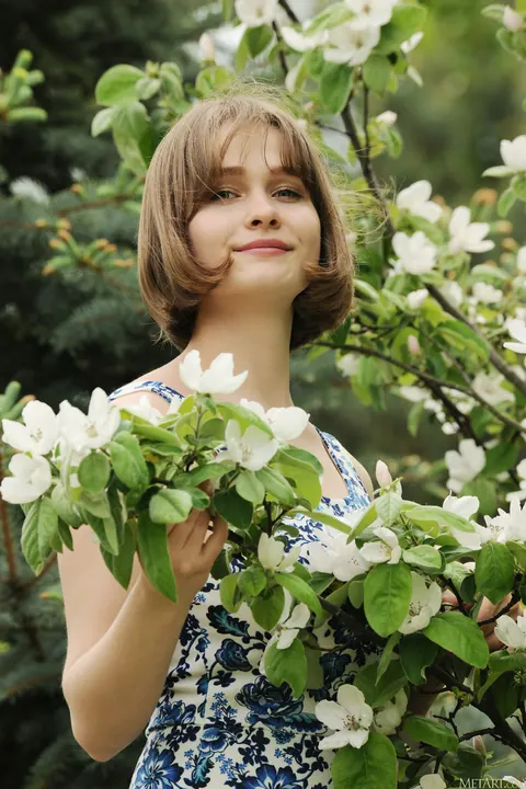 Aurelia Lu: Ukrainian Brunette Flaunts Her Big Natural Tits in the Forest – photo 2 of 20