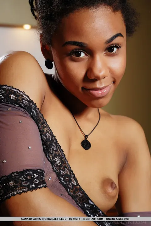 Ebony Brunette in Lingerie Spreads Her Shaved Pussy – photo 11 of 18