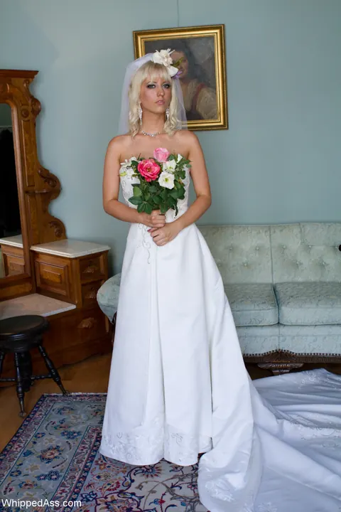 Cherry Torn: Busty Blonde MILF Bride Has Lesbian Sex with Maids – photo 2 of 20
