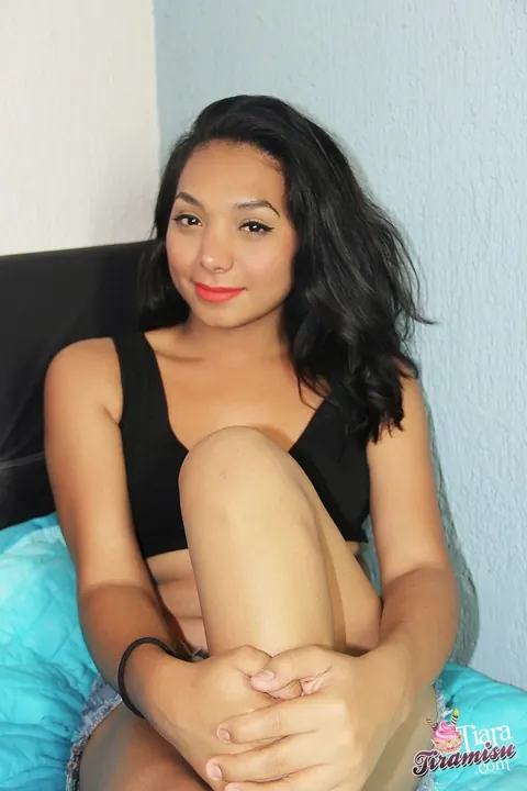Petite Asian Trans Woman Strips Fully Nude and Poses – photo 1 of 15