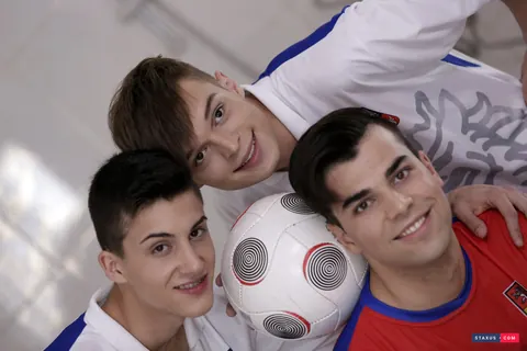 Soccer Twinks Kiss, Suck and Fuck Bareback in a Bathroom – photo 2 of 20