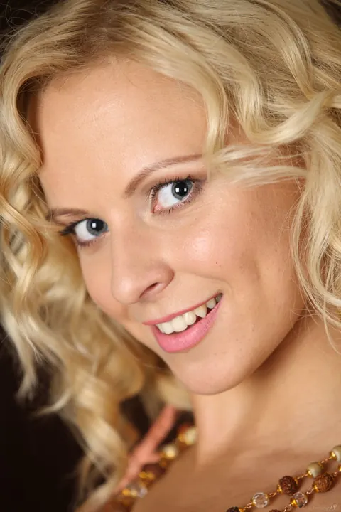 Curly Blonde with Big Tits Spreads for the Camera – photo 2 of 21